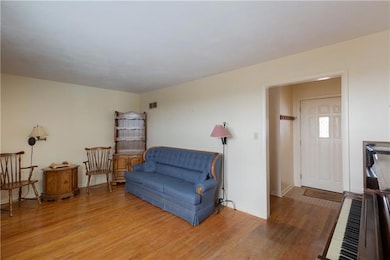 5305 Barton Dr, Shawnee, KS 66203 - photo 5