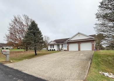 117 Leatherwood Creek Estates, Bedford, IN 47421 - photo 2