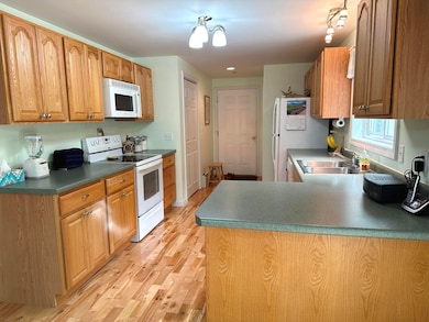 43 Boulder Dr, Gorham, ME 04038 - photo 6