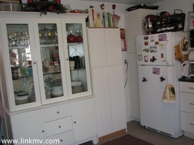 Kitchen other side