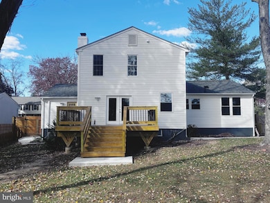 12618 Prestwick Dr, Fort Washington, MD 20744 - photo 2