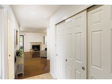 10220 SE Talbert St unit 10220, Clackamas, OR 97015 - photo 4