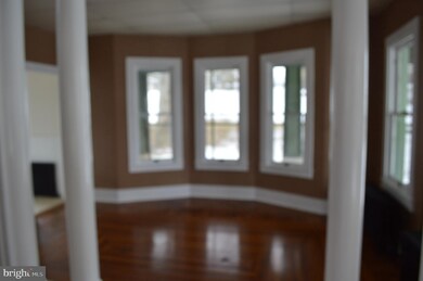 102 E Locust St, Union Bridge, MD 21791 - photo 2