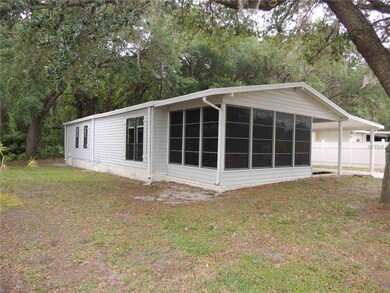 32422 Oak Park Dr. Leesburg, FL 34748-Back