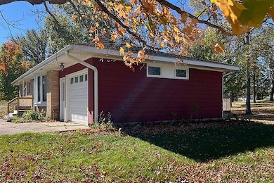 509 Brandt Ave N, Fosston, MN 56542 - photo 4