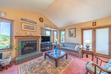 living room (2)