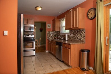 1131 W Highland St, Whitehall, PA 18052 - photo 5