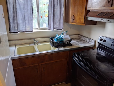 1117 E Roosevelt Rd, Wheaton, IL 60187 - photo 6