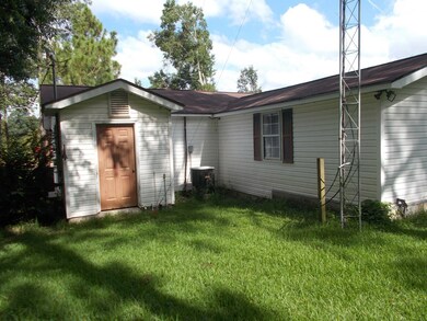 915 Wheeler Ave N, Douglas, GA 31533 - photo 2