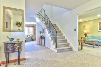 19 Kerry Dr, Hazlet, NJ 07730 - photo 7