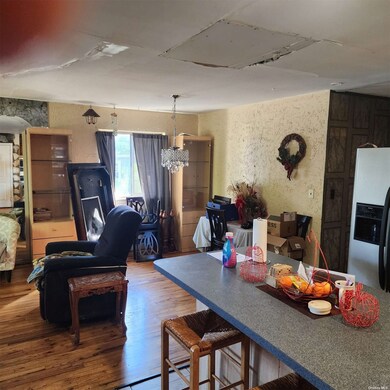 104 Frederick Ave, Babylon, NY 11702 - photo 6