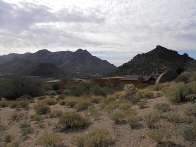 Panoramic Mountain Views...