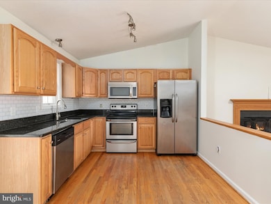 284 Tulip Poplar Dr, Linden, VA 22642 - photo 7