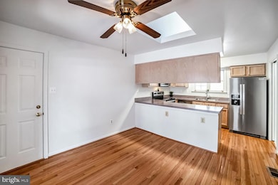 6108 Hunt Club Rd, Elkridge, MD 21075 - photo 4