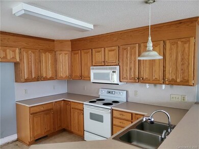 113 Ridgegate Ln, Statesville, NC 28625 - photo 7