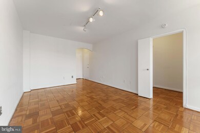 General Scott Apartments unit 807, Washington, DC 20036 - photo 6