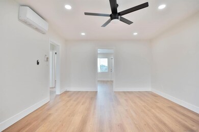 3186 Clairemont Dr unit 88, San Diego, CA 92117 - photo 4