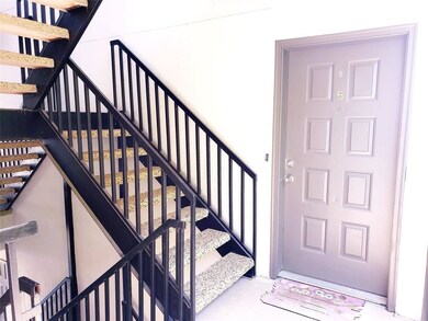 2002 N Fitzhugh Ave unit 5, Dallas, TX 75204 - photo 5