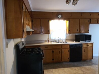 2407 Robin Hood Rd9