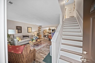 3245 Summertime Ct unit 21, Columbus, OH 43221 - photo 4