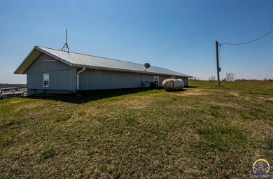 4440 NW 78th St, Topeka, KS 66618 - photo 3