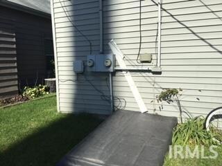 919 Pearl St, Elkhart, IN 46516 - photo 4