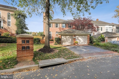 9427 Turnberry Dr, Potomac, MD 20854 - photo 7