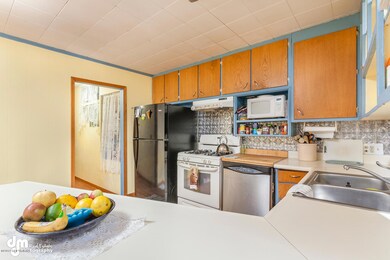 Cozy Kitchen