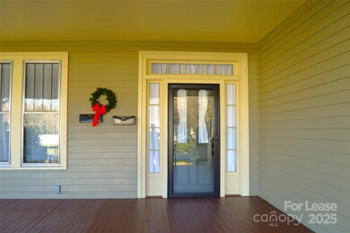 629 W Front St, Statesville, NC 28677 - photo 5