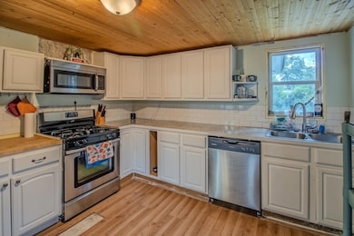 712 S Lagrave St, Paw Paw, MI 49079 - photo 5