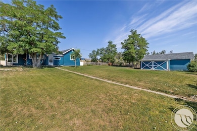 106 Hill Ave, Fromberg, MT 59029 - photo 2