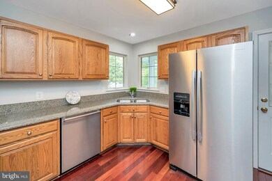 271 Greenspring Dr, Stafford, VA 22554 - photo 4