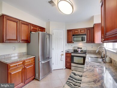 8716 Pine Meadows Dr, Odenton, MD 21113 - photo 6