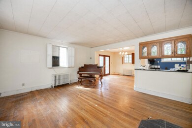 213 Fildes Ln, Wallingford, PA 19086 - photo 2