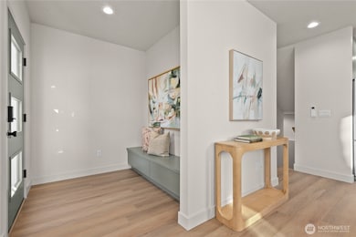 1255 NE 96th St, Seattle, WA 98115 - photo 4