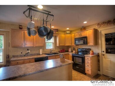 103 View Crest Ln, Asheville, NC 28806 - photo 4