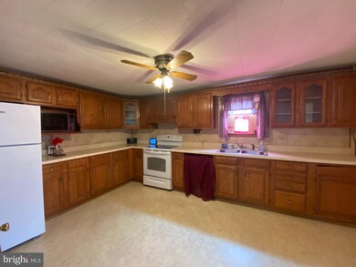 16 Central Ave, Petersburg, WV 26847 - photo 7