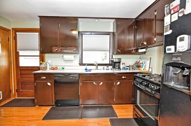 9 Harriette St S, Randolph, MA 02368 - photo 5