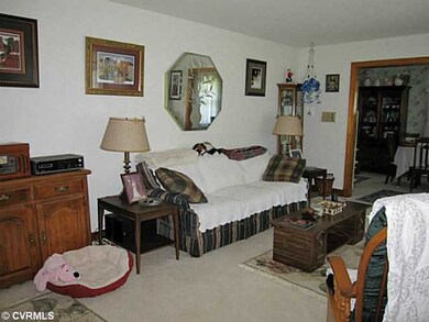 1811 Blakemore Rd, Richmond, VA 23225 - photo 3