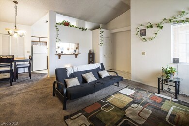 1632 N Torrey Pines Dr unit 202, Las Vegas, NV 89108 - photo 4