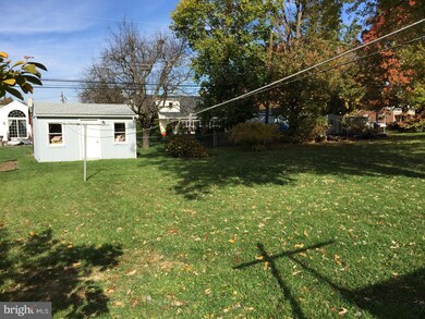 1432 Sandwood Rd, Conshohocken, PA 19428 - photo 5