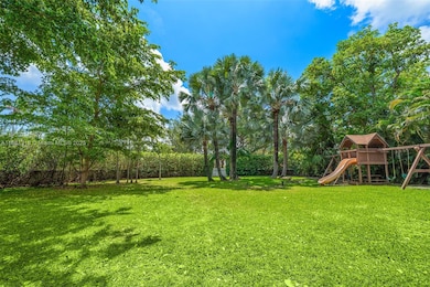 3501 Pine Tree Dr, Miami Beach, FL 33140 - photo 6