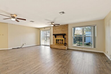 8619 Wildforest Dr, Houston, TX 77088 - photo 3