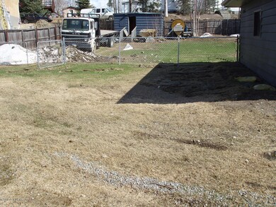 Behind Garage/Shop, more parking!