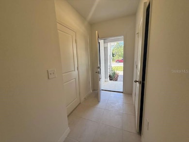 2818 Raindrop Run St, Clermont, FL 34714 - photo 4