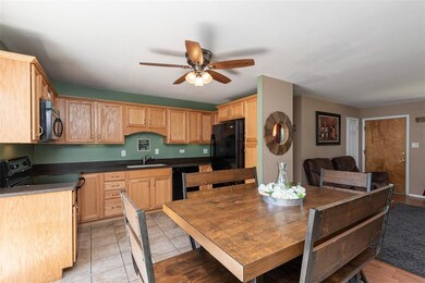 5539 Plainview Dr NW, Cedar Rapids, IA 52405 - photo 6