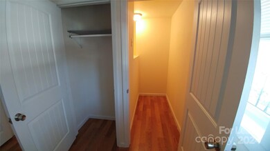 104 Clegg St, Statesville, NC 28677 - photo 7