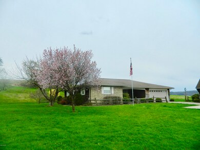 1477 Clarkstown Rd, Muncy, PA 17756 - photo 3