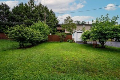 4433 10th Ave, Temple, PA 19560 - photo 7