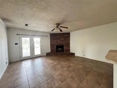 1027 Arcadia Dr, Baton Rouge, LA 70810 - photo 2